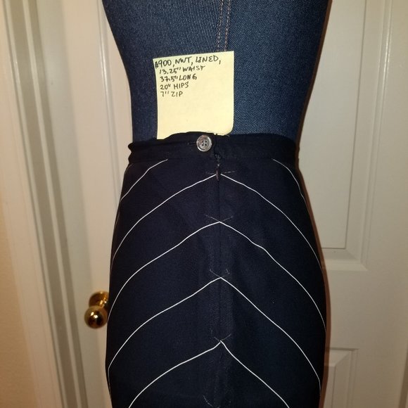 ✅#900 NWT Ralph Lauren Navy Blue White Stripe Skirt - Picture 3 of 16